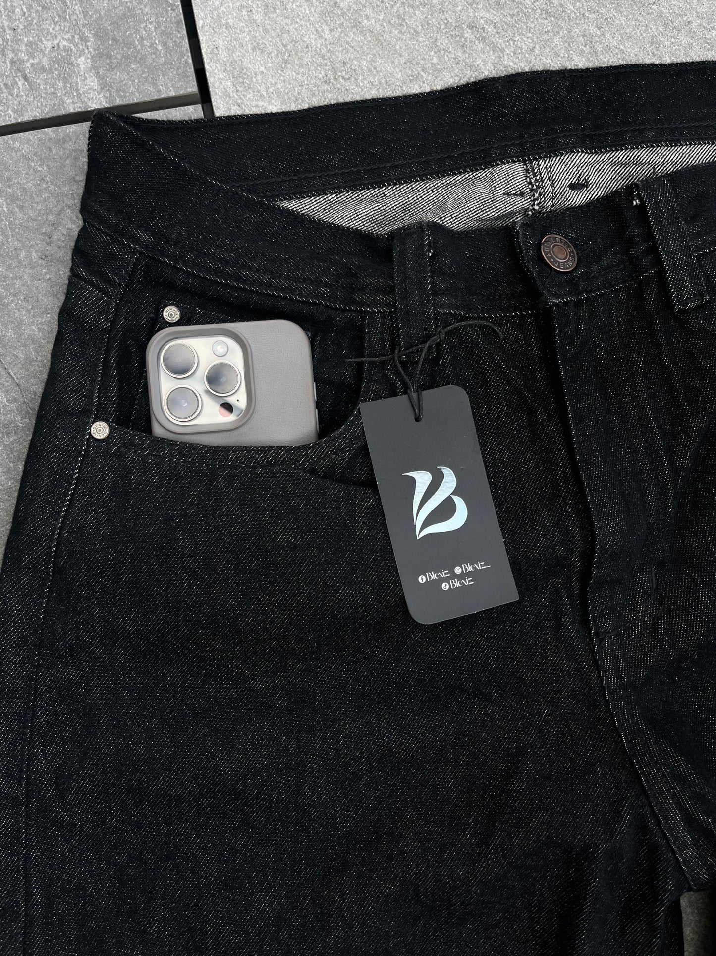 Pantalón Baggy tipo Denim